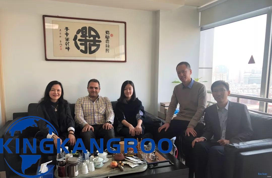 Fuzhi Canadian customer visited us on November 1st...